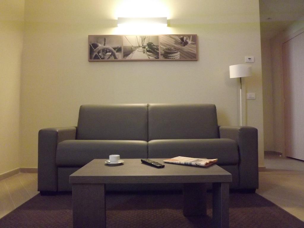Chc Business Residence Génova Habitación foto