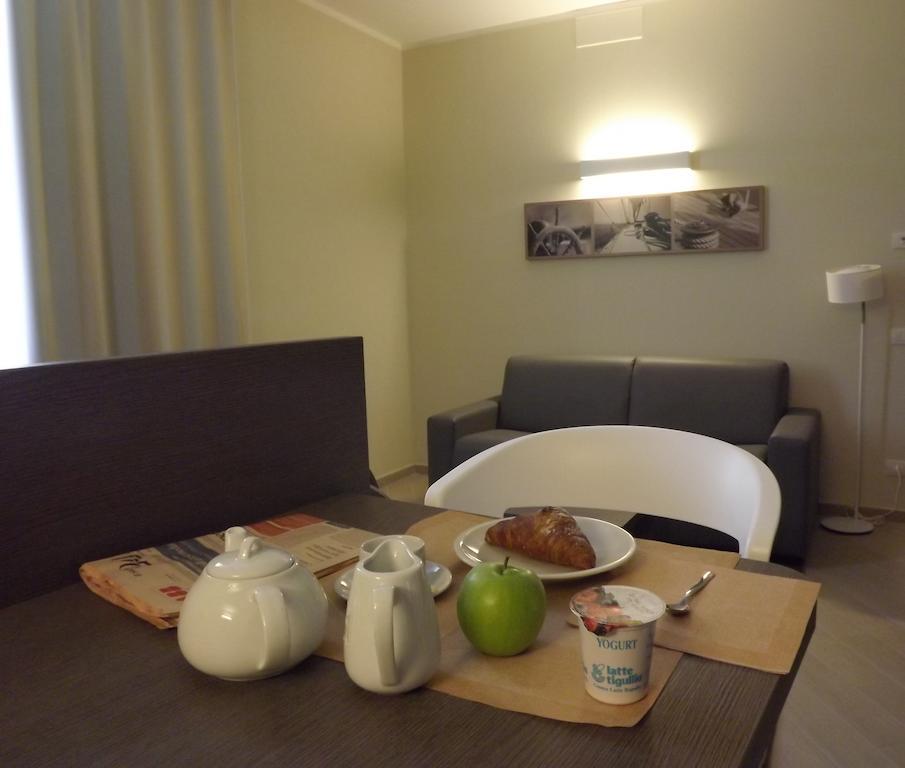 Chc Business Residence Génova Habitación foto