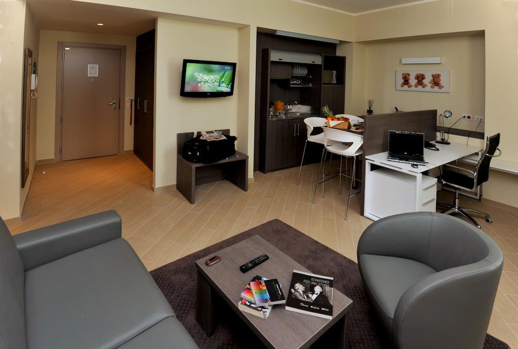 Chc Business Residence Génova Habitación foto